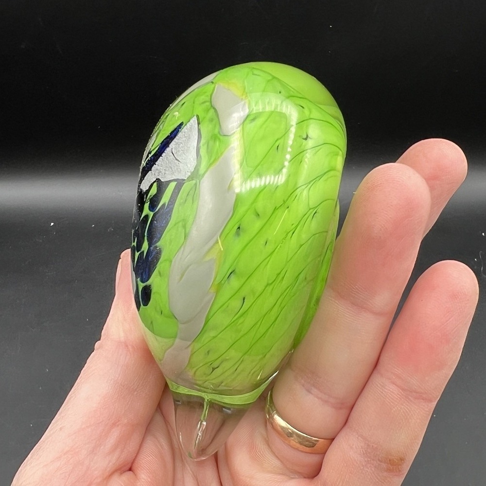 Artist Signed Blue Green Heart Shaped Art Glass Paperweight Seattle Seahawks - Picture 3 of 9